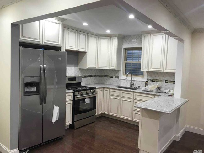 Foto del edificio - 114-24 125th St