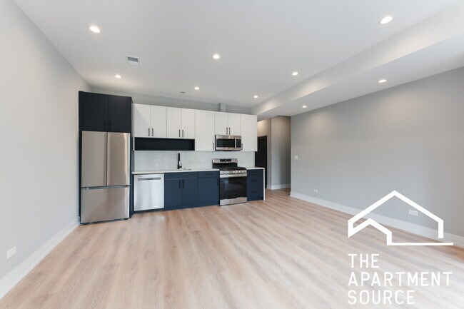 Foto del edificio - 2200 N Kedzie Blvd