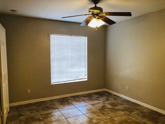 Building Photo - Experience this Cape Coral 3 bedroom 2 bat...