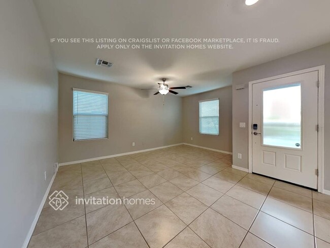 Building Photo - 8019 W Agora Ln