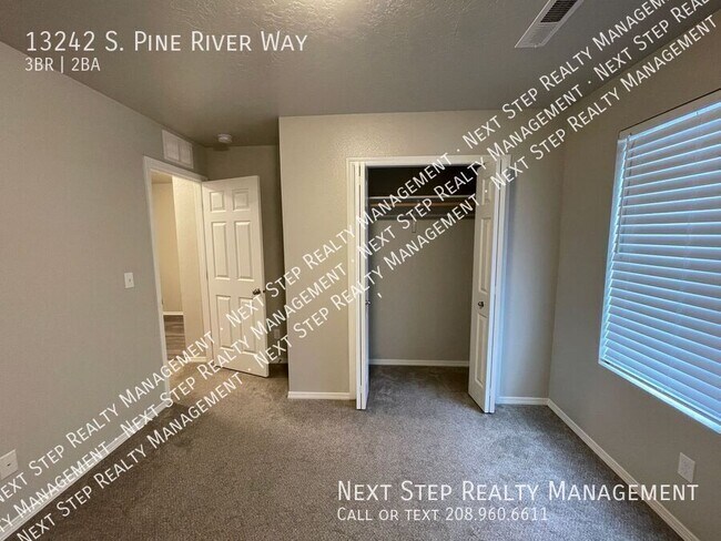 Foto del edificio - 13242 S Pine River Way