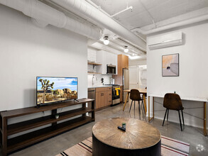 Building Photo - 608 N 3rd St