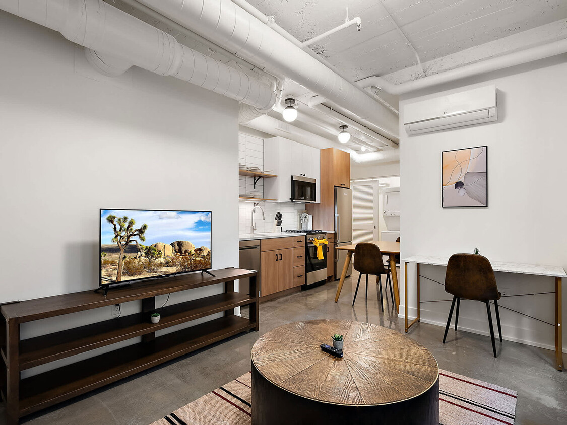 Foto principal - 608 N 3rd St