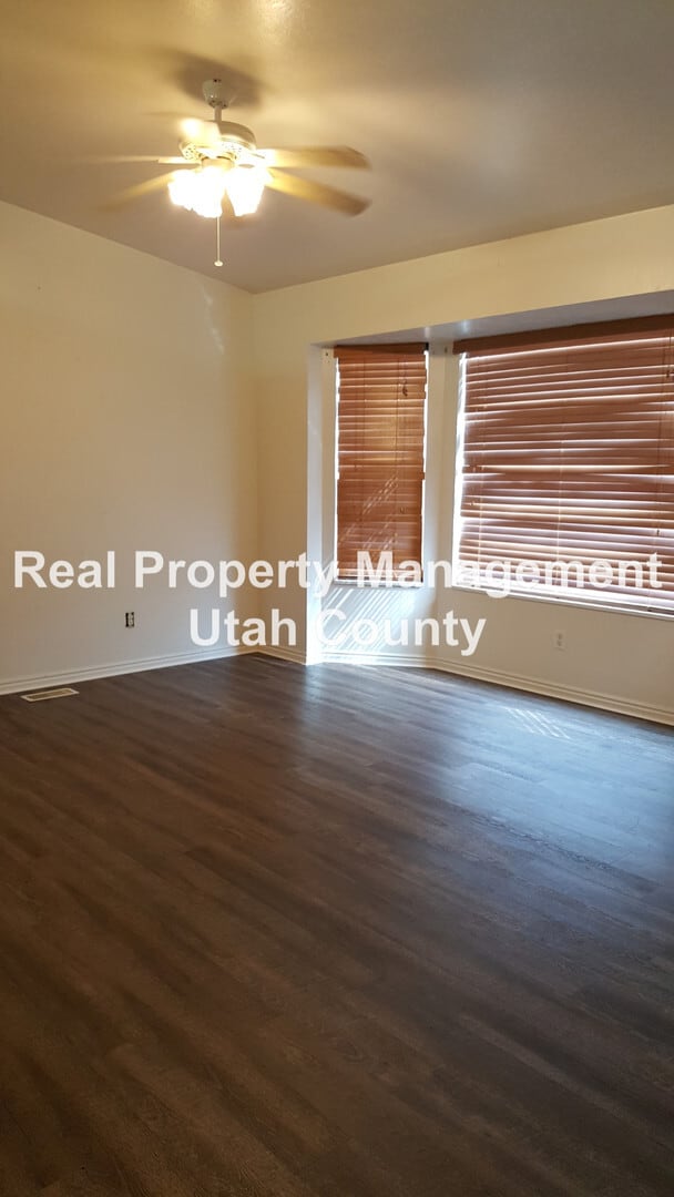 Building Photo - Spanish Fork Home