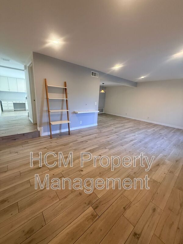 Building Photo - 16065 Mt Pico Ct