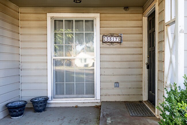 Foto del edificio - 3-Bedroom Near Texas Tech - Pre-leasing Ma...