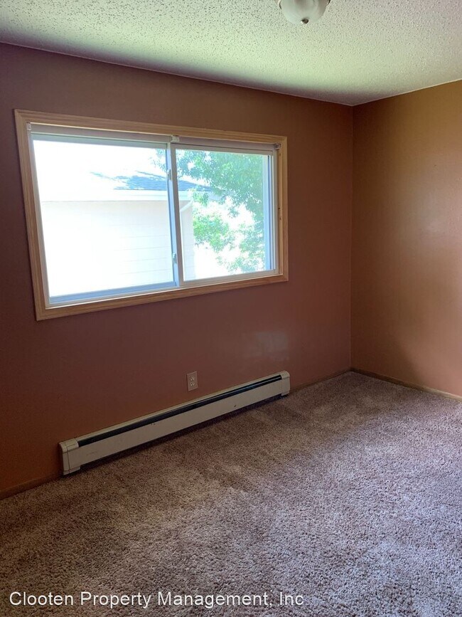 1603 E Bowen Ave, Bismarck, ND 58504 House Rental in Bismarck, ND