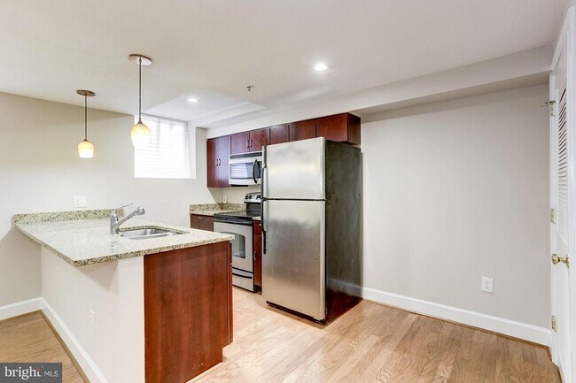 Building Photo - 5403 9th St NW