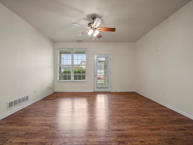 Building Photo - 846 W Summerfield Gln Cir