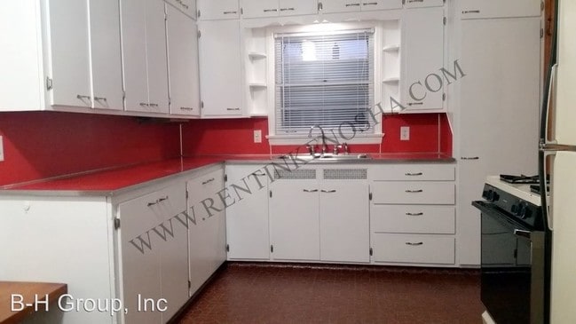 Building Photo - 3 br, 1 bath House - 5237 35th Ave