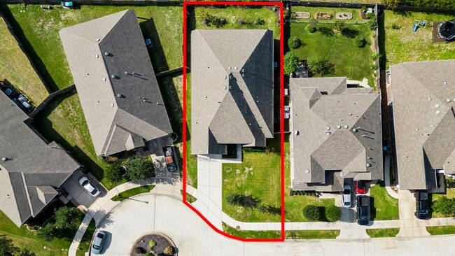 Foto del edificio - 15415 Dolan Brook Ln