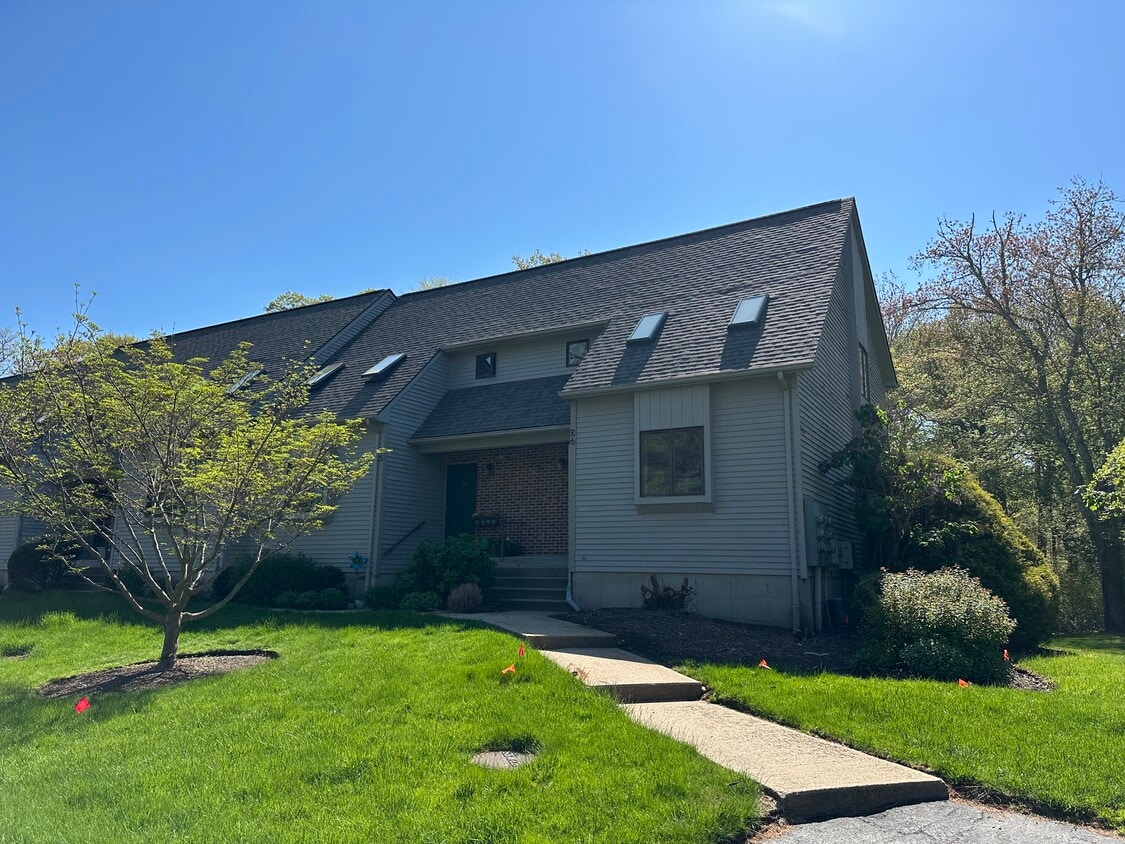 Foto principal - 320 Westmoreland St