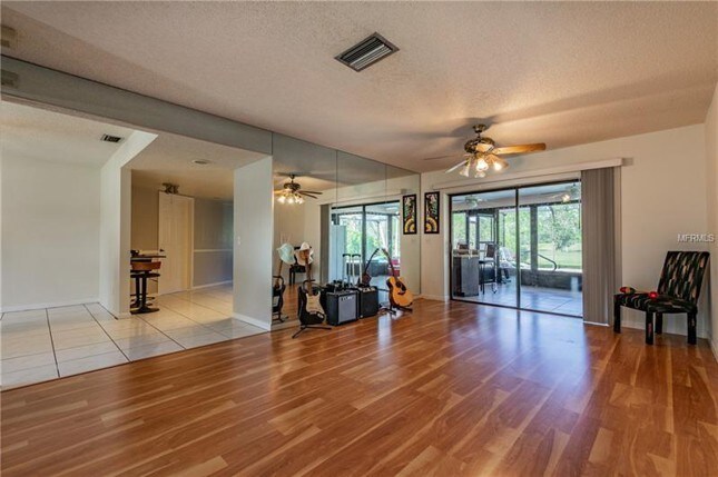 Building Photo - 9226 Pebble Creek Dr, Tampa, FL 33647