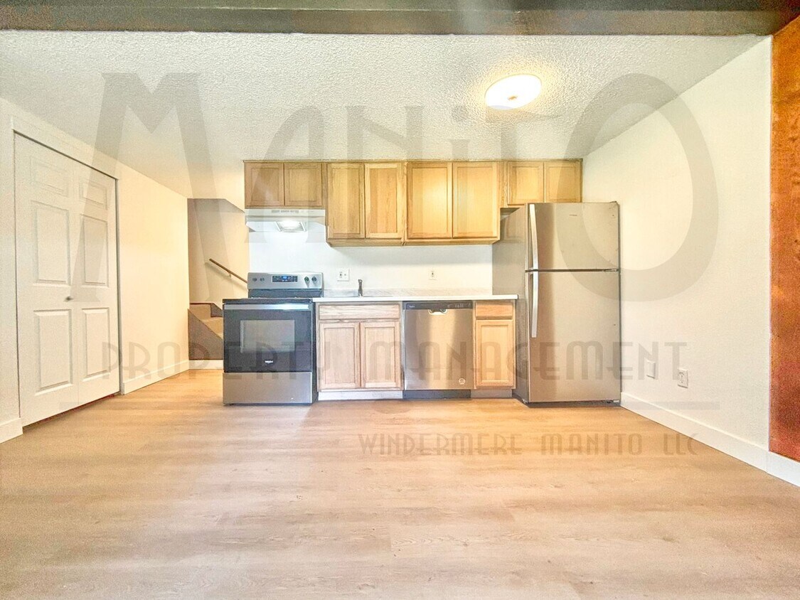 Primary Photo - Charming Bungalow