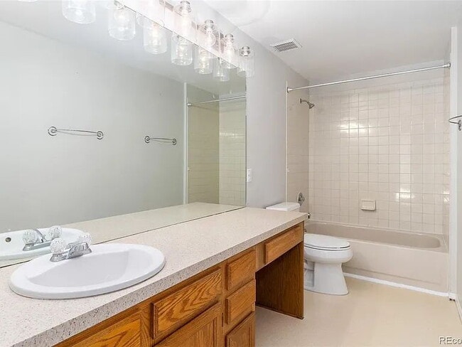 Building Photo - Spacious 5-Bedroom, 3.5-Bath Home in Ken C...