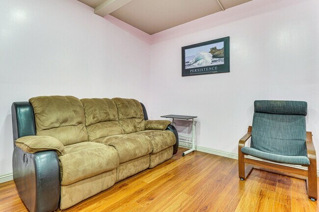Foto del edificio - 17777 Camelot Ln