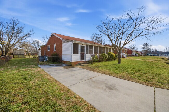 Foto del edificio - 1210 Pansy St