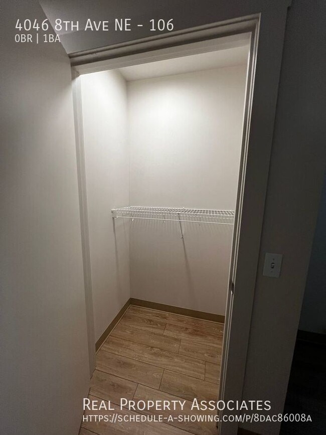 Building Photo - Apartment in Seattle - U District