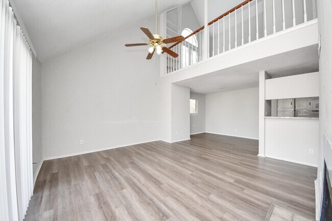 Foto del edificio - 14550 Fonmeadow Dr