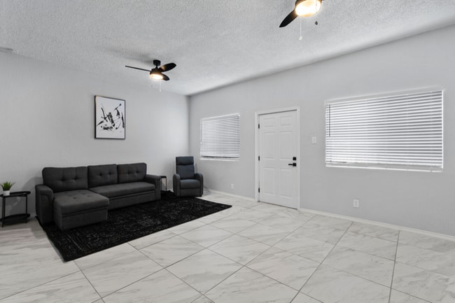 Building Photo - 4012 Tularosa Ave