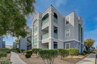 Building Photo - 6955 N Durango Dr