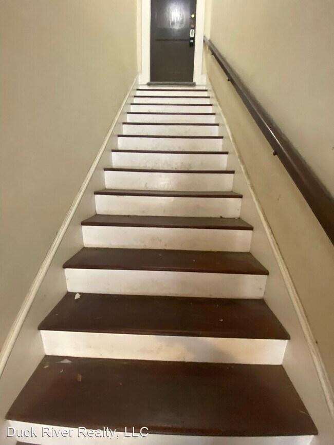 Foto del edificio - 1 br, 1 bath House - 108 6th Ave # 3