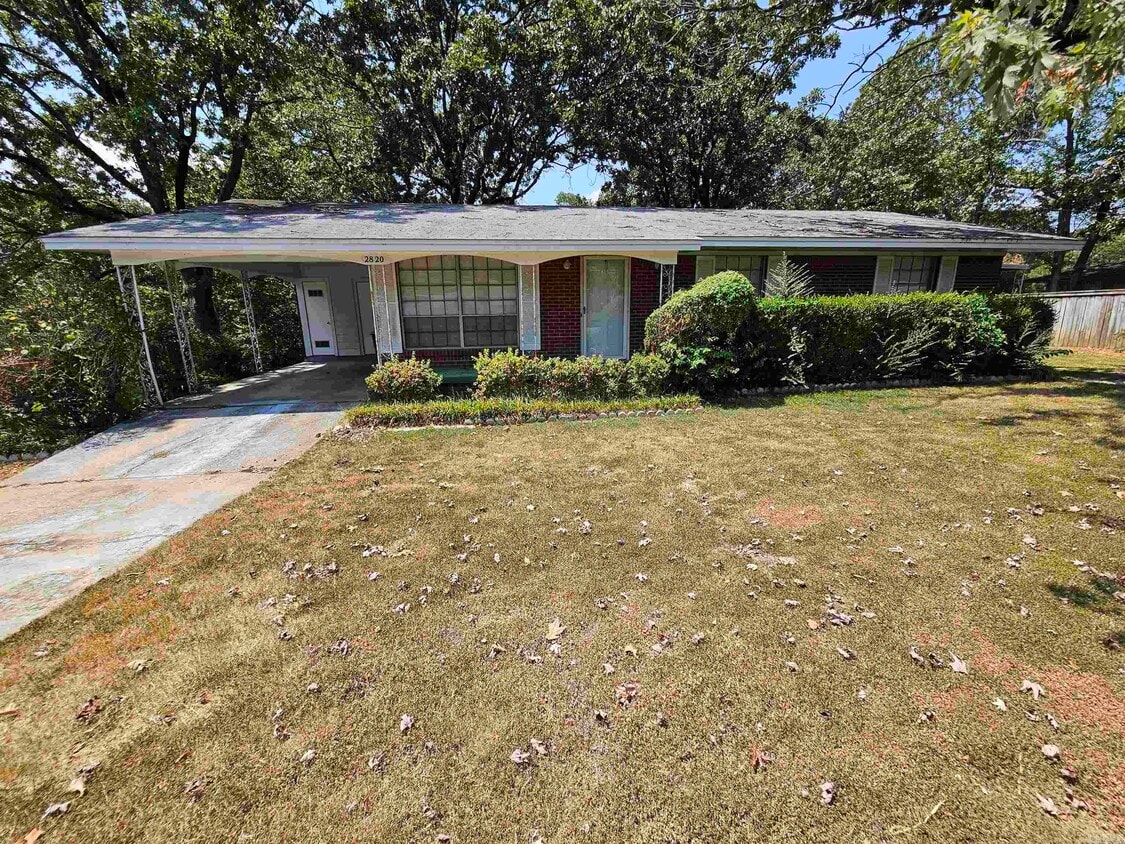 Foto principal - 2820 S Bryant St