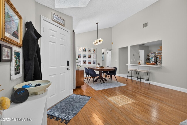 Building Photo - 9351 Arbolita Way