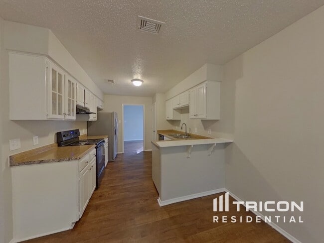 Foto del edificio - 717 Marlow Pl