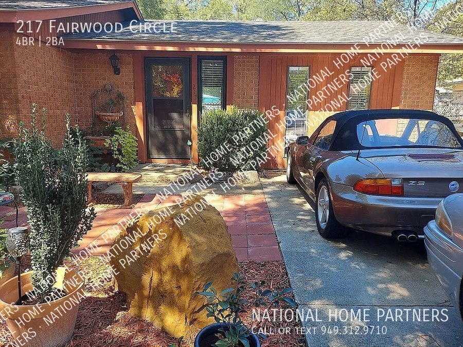 Primary Photo - Rent to Own Home with $6995 Down - NO Bank...