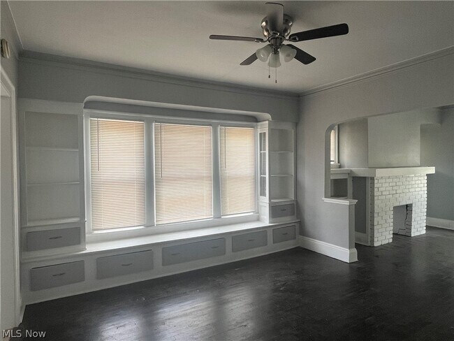 Foto del edificio - 438 E 152nd St