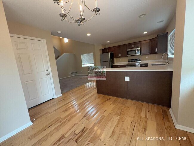 Foto del edificio - 2520 Sierra Springs Dr