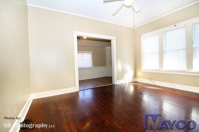 Building Photo - Rent to own!  Large 5 bedroom 2 bath house...