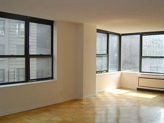 Foto principal - 3 bedroom in New York NY 10024