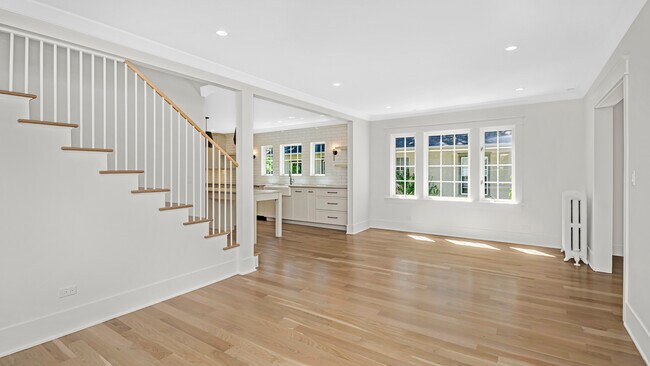 Foto del edificio - 886 Willow Rd