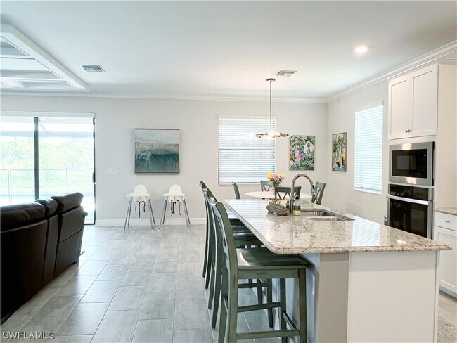 Building Photo - 17422 Elkgrove Ln