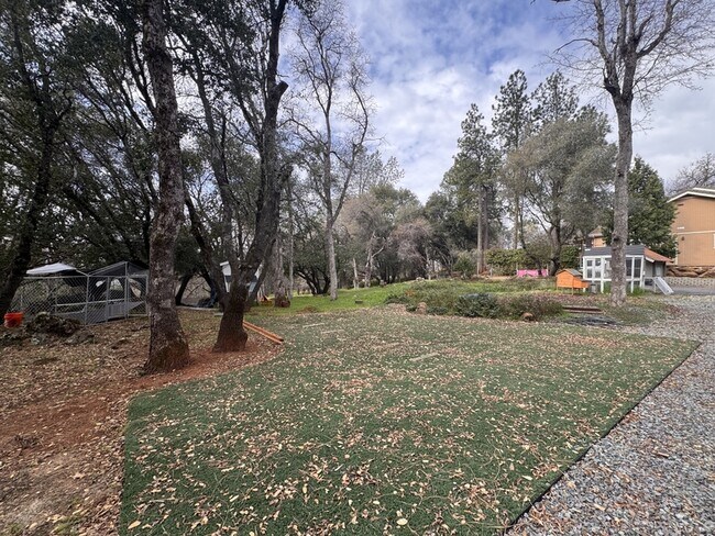 Foto del edificio - 17554 Patricia Way