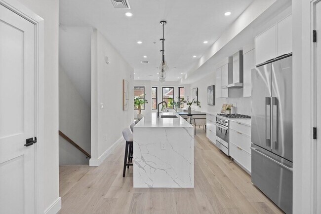 Foto del edificio - 93 Thorndike St