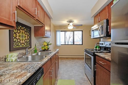 Building Photo - 1 br, 1 bath Apartment - Town Terrace