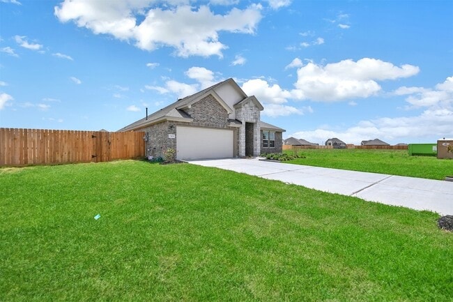 Building Photo - 7402 Keechi Pl