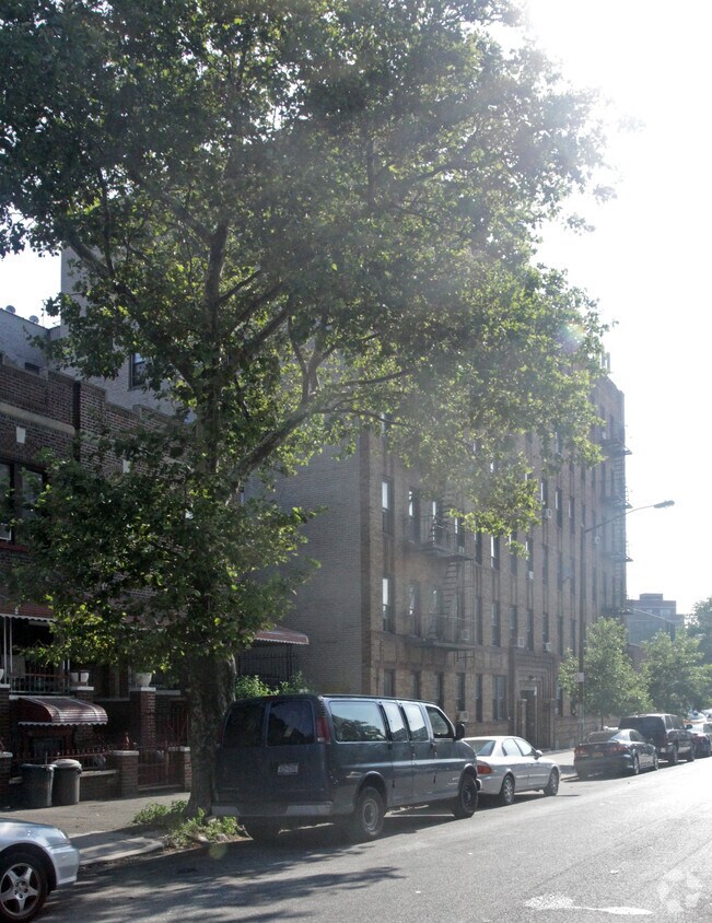 Foto del edificio - 1049 Montgomery St