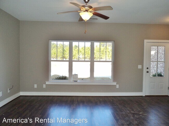 Building Photo - 3 br, 2.5 bath House - 573 Polo Way