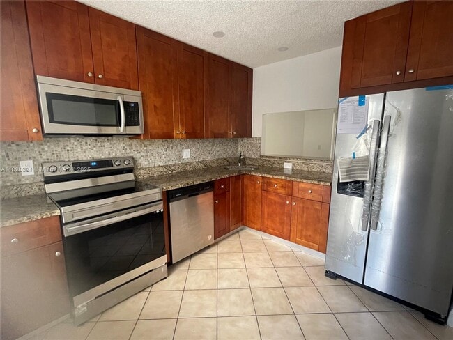 Building Photo - 1599 Springside Dr