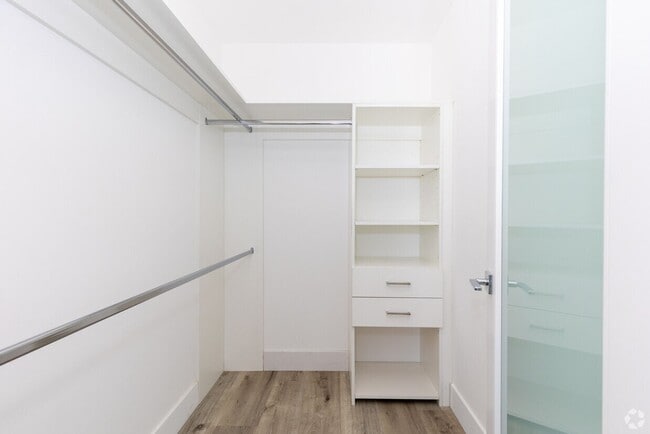 Interior Photo - Destination NoHo