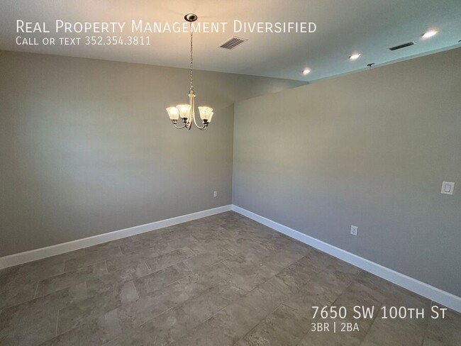 Building Photo - 7650 SW 100th St