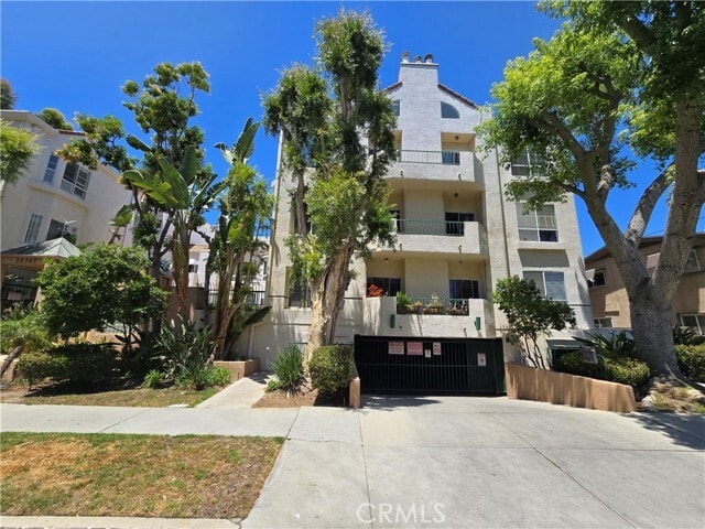 Building Photo - 14347 Albers St