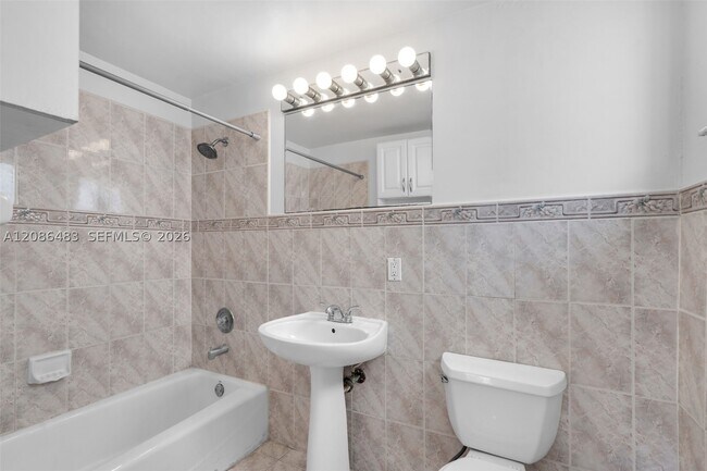 Foto del edificio - 1065 98th St
