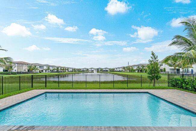 Building Photo - 8044 Laurel Falls Dr