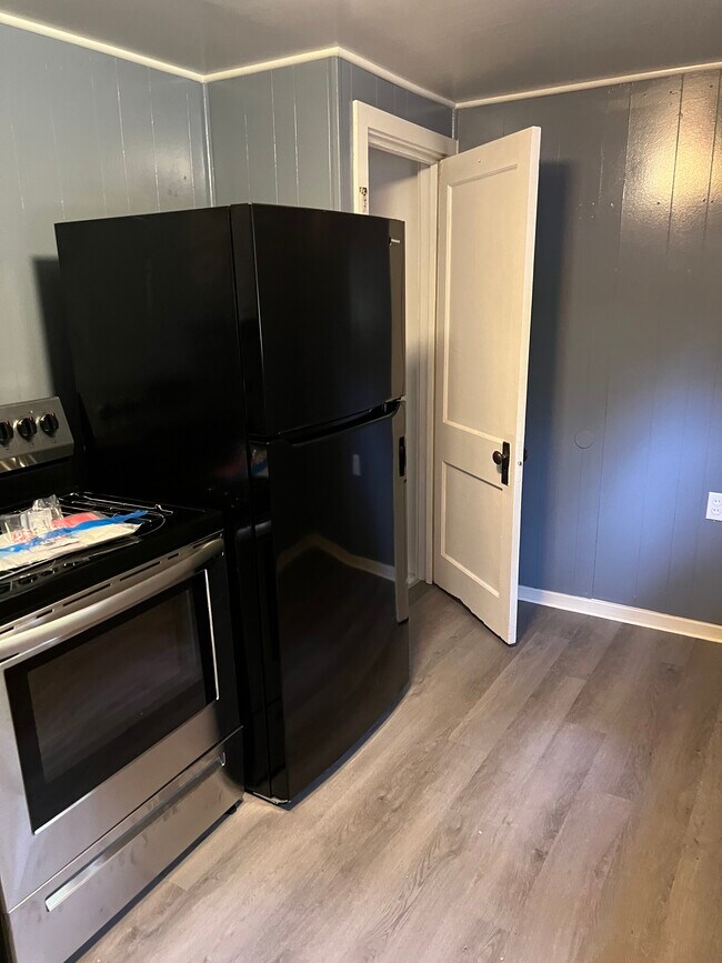 Foto del edificio - 2863 Licking Rd