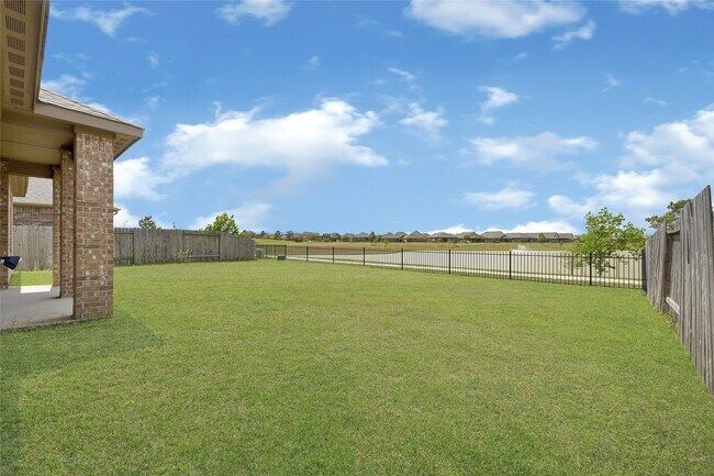 Foto del edificio - 4619 Grigio Pines Dr